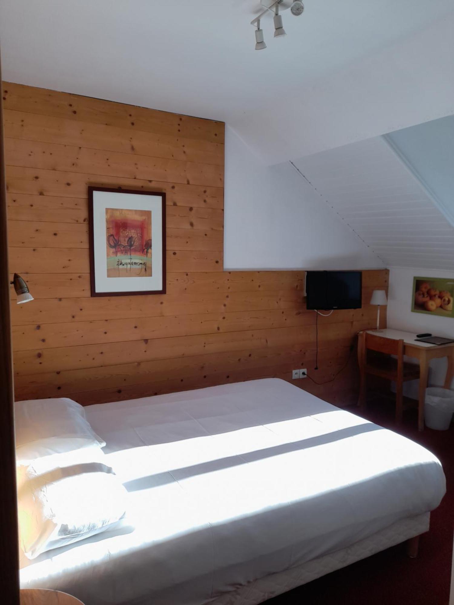 Hotel Du Centre Villard-de-Lans Bagian luar foto